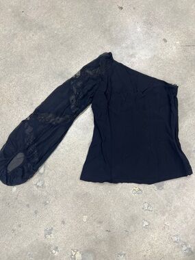 Little Joe Woman by Cami Elliott Black Top - XS